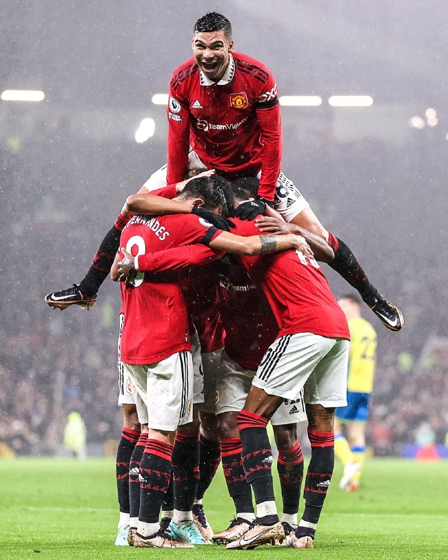 手的言语讽 手的言语讽