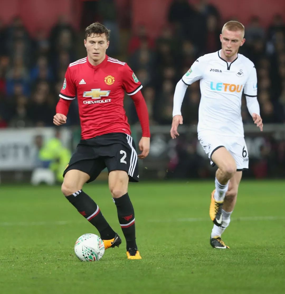 在对方禁区 在对方禁区